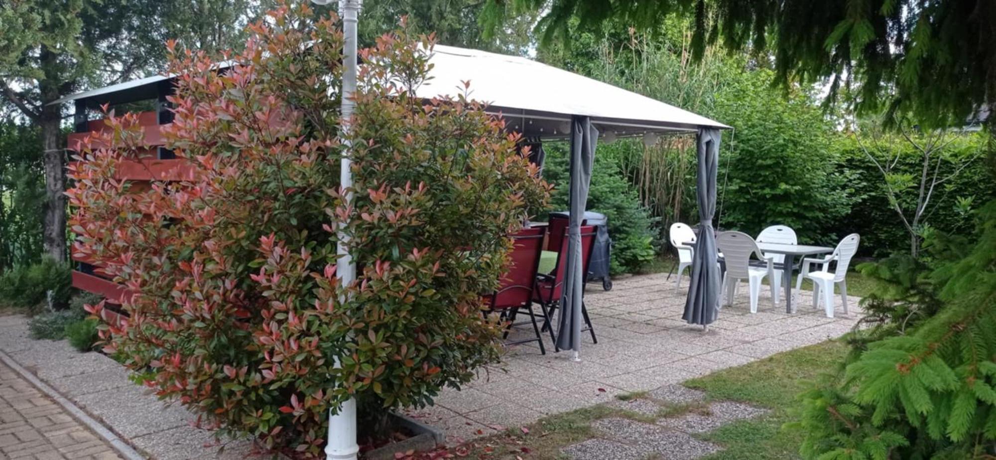 Szenczi Vendégház Bük Esterno foto